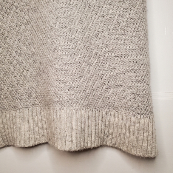 Cynthia Rowley Lamb’s Wool Sweater Dress – Size XS – Pale Grey - Picture 4 of 6